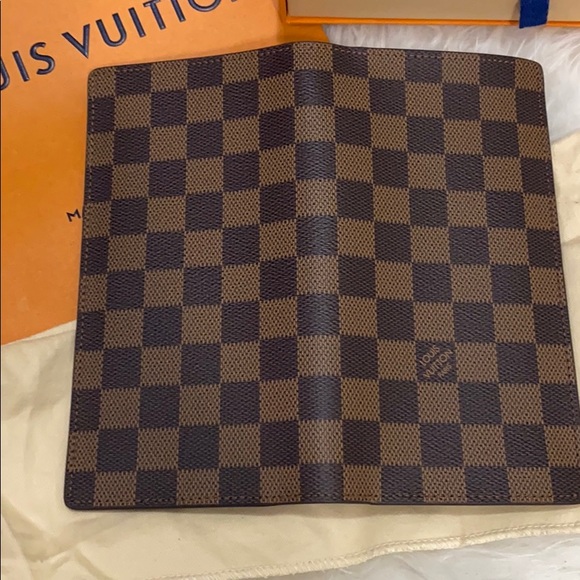 Louis Vuitton Damier Ebene Brazza Wallet - Picture 8 of 8